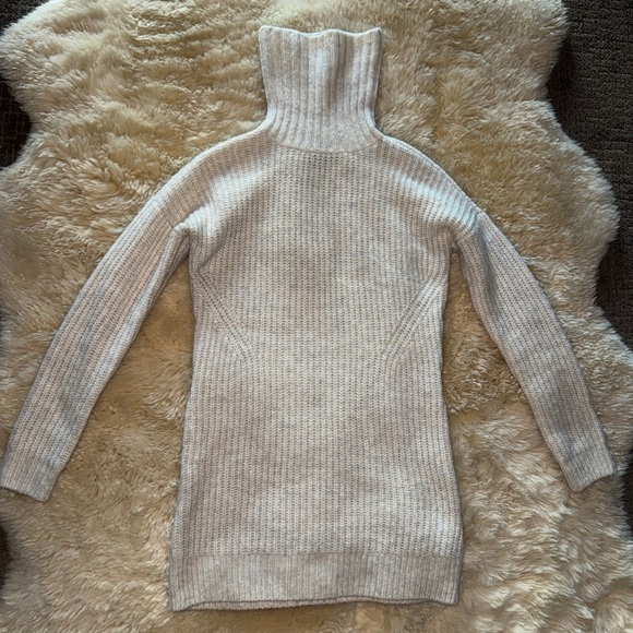 Abercrombie & Fitch Chunky Cable Knit White Turtleneck Sweater Dress Size XSP - Picture 1 of 7